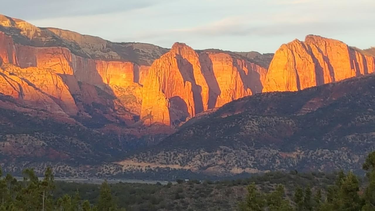 New Harmony Harmony Belle At Kolob Canyon Bed & Breakfast エクステリア 写真